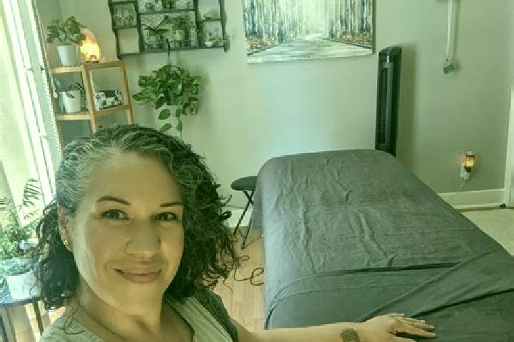 Isabella, 26, a black brown-eyed mediterranean companion based in Russells Point. Offering Girlfriend Experience, Erotic Massage, Massage. Available for inca...