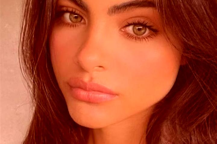 Isabella, 26, a black hazel-eyed caucasian companion based in Gundersdorf. Offering Overnight, Dinner Date, Fetish, Domination. Available for incall and outc...
