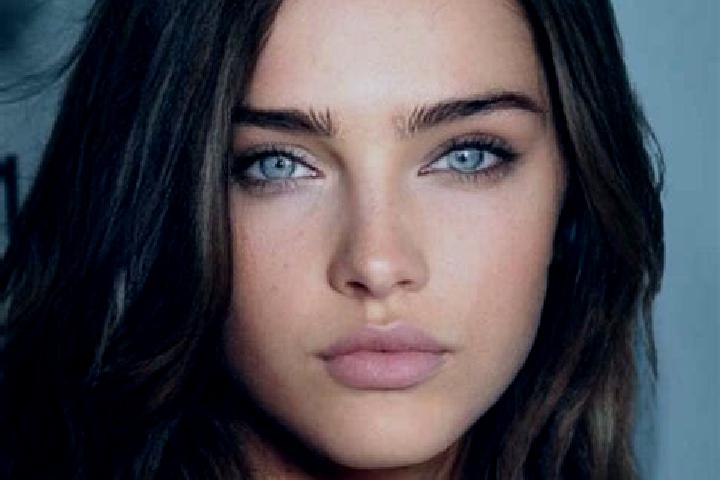 Isabella, 26, a brunette blue-eyed indian companion based in Bu. Offering Dinner Date, Tantra, Overnight, 69, CIM. Available for incall and outcall, overnigh...