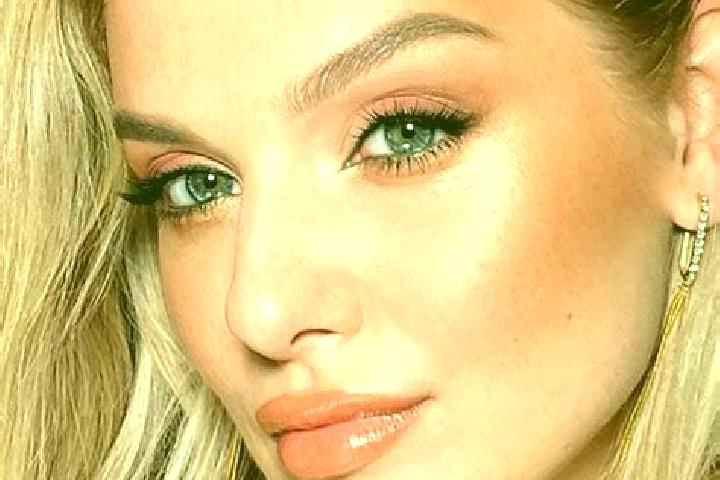 Isabella, 26, a dark blonde green-eyed mixed companion based in General Rodriguez. Offering Travel Companion, Fetish, Roleplay, Dinner Date. Available for in...