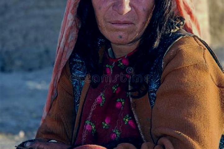 Isabella, 26 — Escort in Dowlatyar, Afghanistan