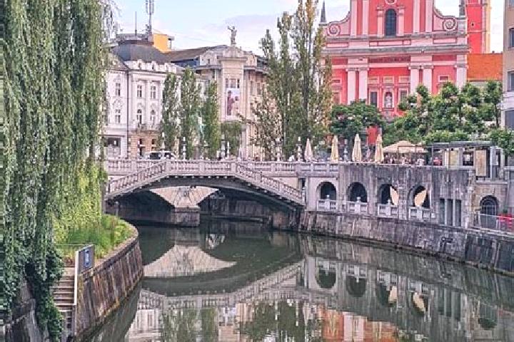 Isabella, 26 — Escort in Smarjeta, Slovenia