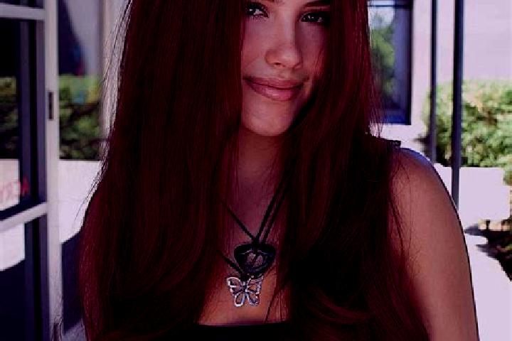 Isabella, 27, a auburn dark-eyed mixed companion based in Citice. Offering Domination, Duos, BDSM. Available for incall and outcall, day and evening dates.
