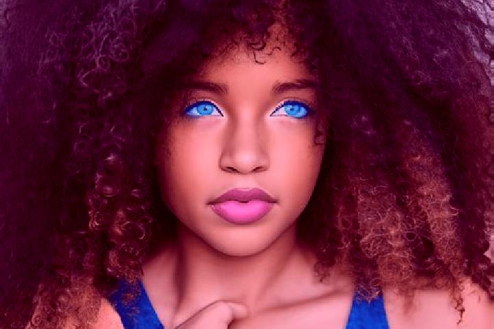 Isabella, 27, a black blue-eyed mixed companion based in Temaiku Village. Offering Striptease, A-Level, Duos, Dinner Date, Roleplay. Available for incall and...