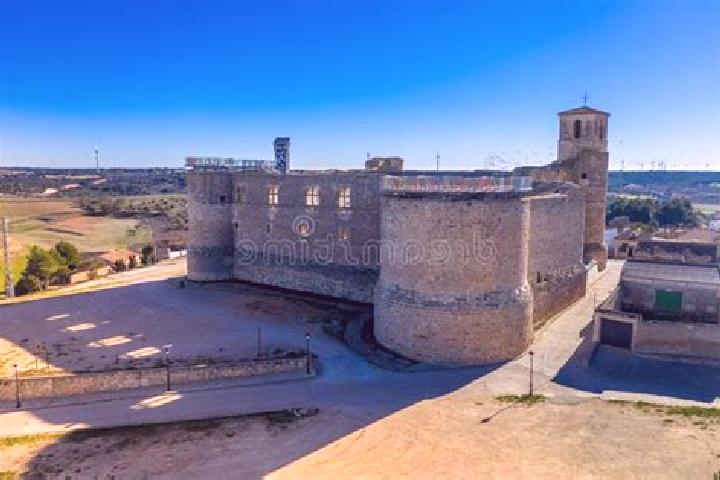 Isabella, 27 — Escort in Castillo de Garcimunoz, Spain