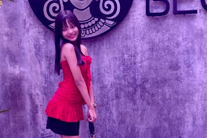 Isabella, 27 — Escort in Paw Maing, Myanmar