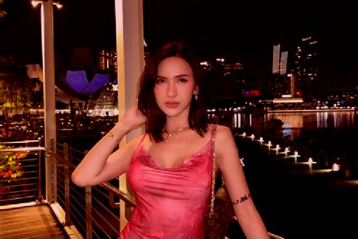 Isabella, 27 — Escort in The Orchards, United States