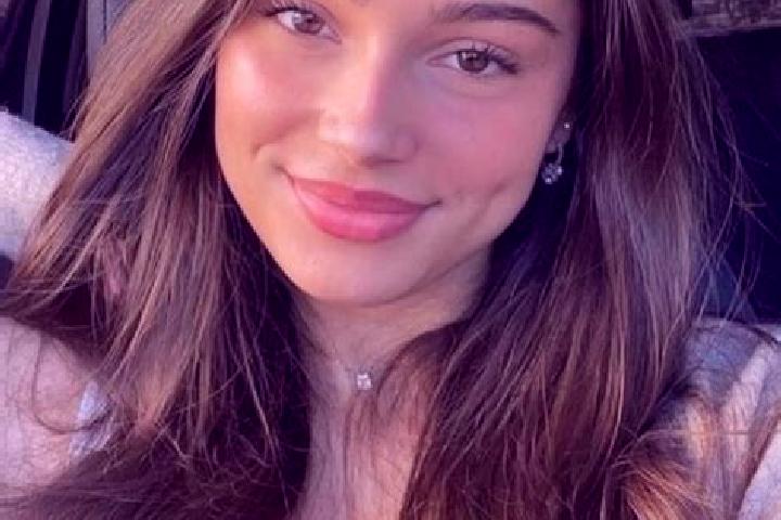 Isabella, 28, a brunette hazel-eyed middle eastern companion based in San Emilio. Offering Duos, Travel Companion. Available for incall and outcall, overnigh...