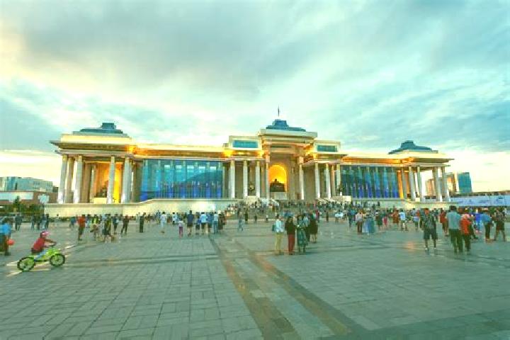 Isabella, 28 — Escort in Bayantal, Mongolia