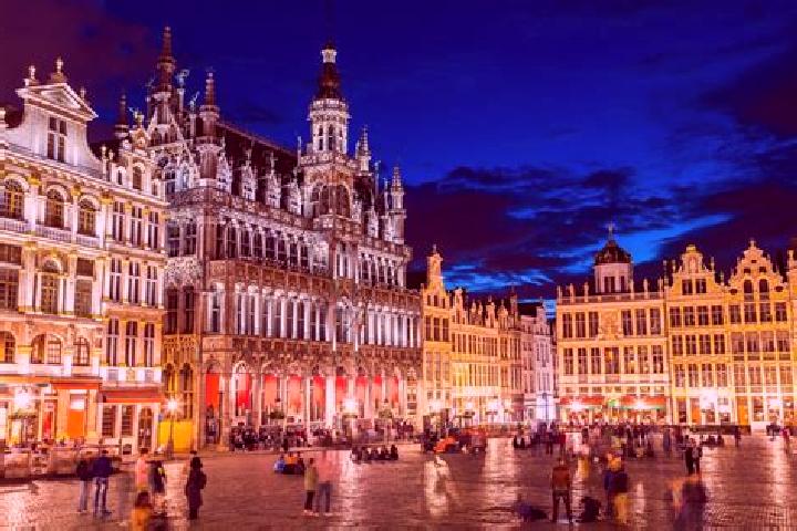 Isabella, 28 — Escort in Farciennes, Belgium