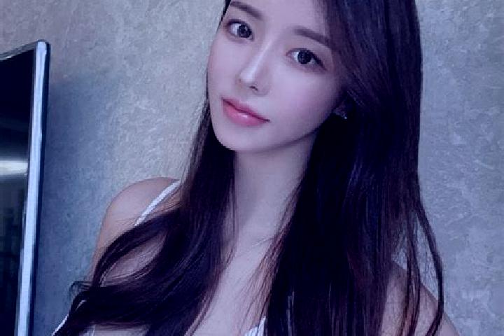 Isabella, 28 — Escort in Guoziyuan, China