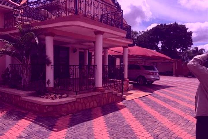 Isabella, 28 — Escort in Namasuba, Uganda