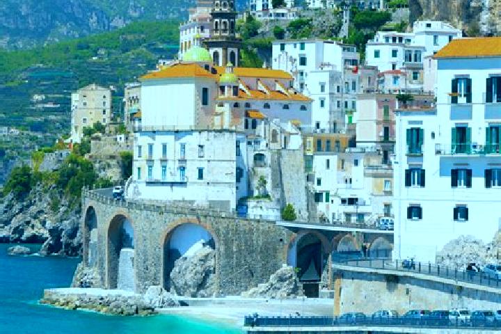 Isabella, 28 — Escort in Polino, Italy