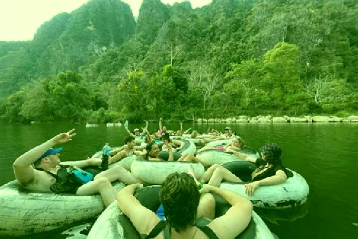 Isabella, 28 — Escort in Vang Vieng, Laos