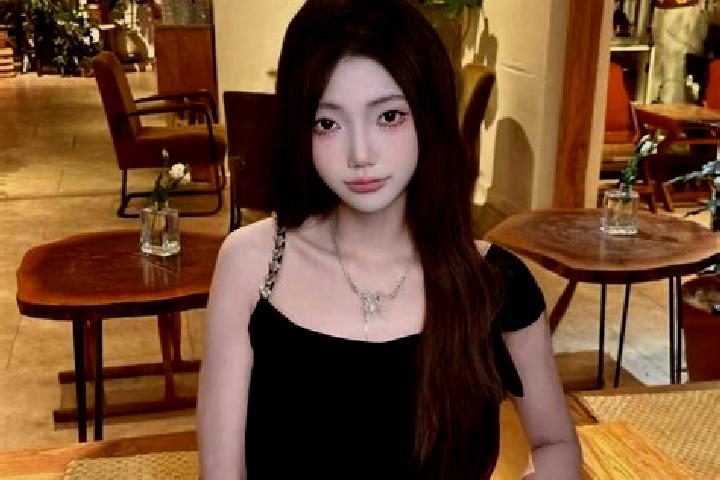 Isabella, 28 — Escort in Xixi, China