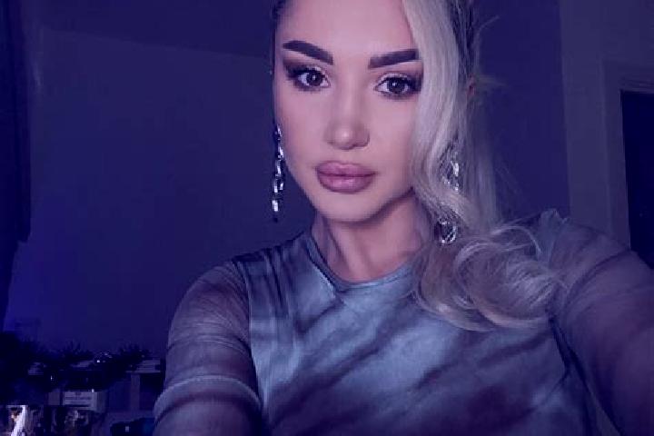 Isabella, 29, a blonde brown-eyed european companion based in Stari Gradac. Offering Erotic Massage, GFE, BDSM. Available for incall and outcall, day and eve...