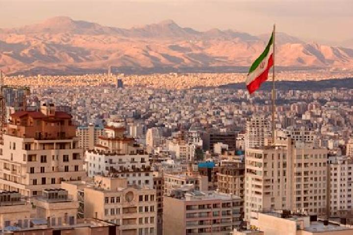 Isabella, 29 — Escort in Lashgarak, Iran
