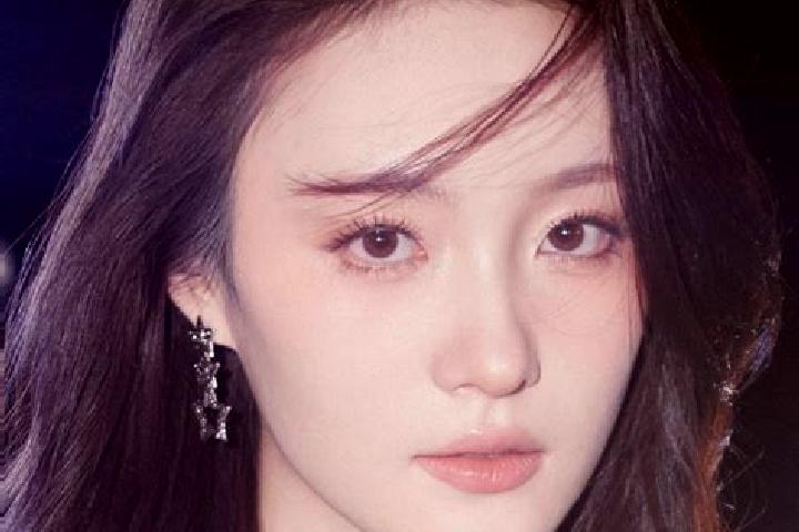 Isabella, 29 — Escort in Ma qun, China