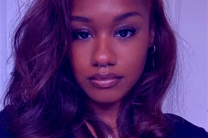 Isabella, 30, a auburn amber-eyed ebony companion based in Baryshevo. Offering Massage, Deep French Kissing, Striptease, GFE, Dinner Date. Available for inca...