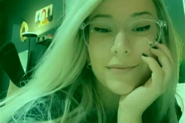 Isabella, 30, a blonde dark-eyed asian companion based in San Sebastian Coatlan. Offering Erotic Massage, Girlfriend Experience, GFE, Fetish. Available for i...