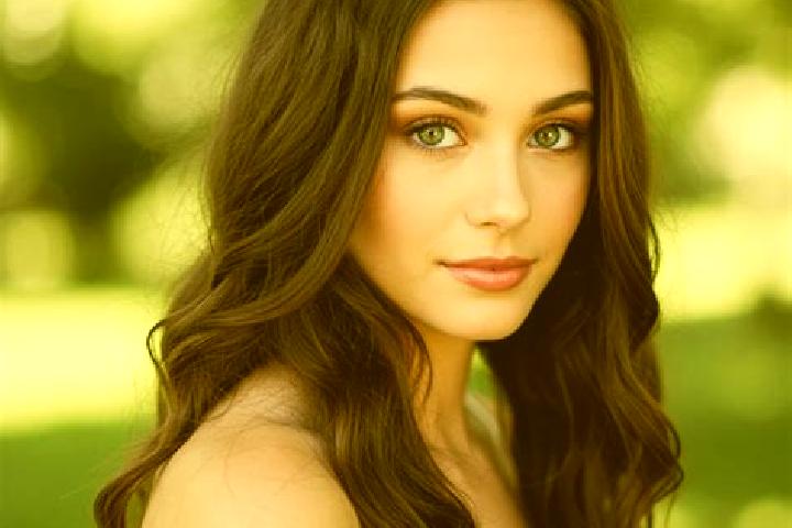 Isabella, 30, a brunette hazel-eyed indian companion based in Tegalastana. Offering Massage, Travel Companion, Couples, Overnight. Available for incall and o...