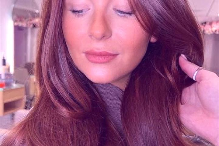 Isabella, 30, a chestnut brown-eyed caucasian companion based in Garal. Offering Duos, Erotic Massage, A-Level. Available for incall and outcall, overnight b...