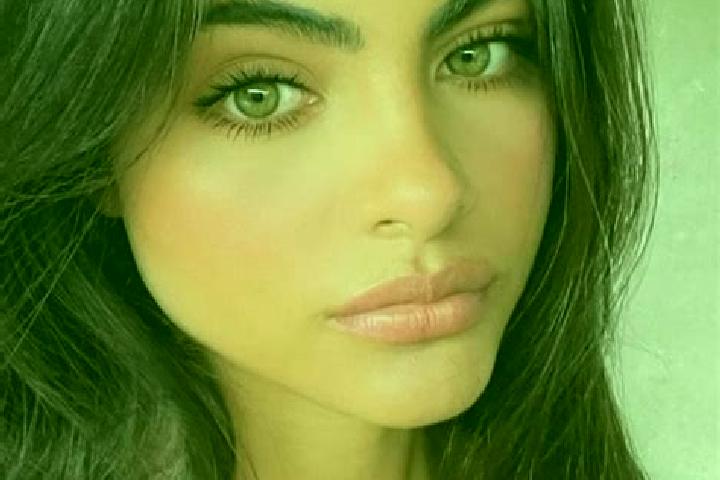 Isabella, 30, a chestnut green-eyed indian companion based in Pilar do Sul. Offering Roleplay, Massage, OWO, Striptease, 69. Available for incall and outcall...
