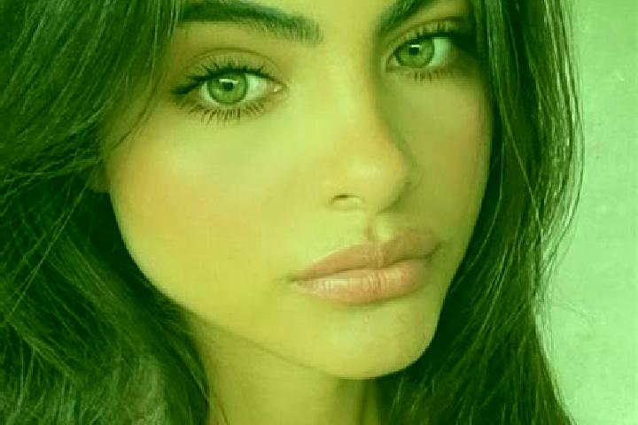 Isabella, 30, a chestnut grey-eyed indian companion based in Maciseni. Offering BDSM, Roleplay, CIM. Available for incall and outcall, day and evening dates.