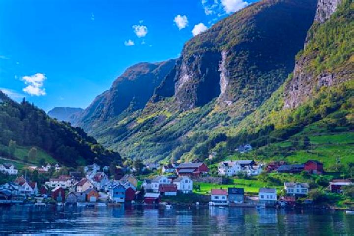 Isabella, 30 — Escort in Fjellfoten, Norway