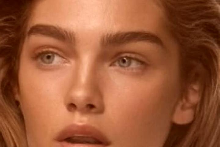 Isabella, 31, a dark blonde blue-eyed caribbean companion based in Rudolfov. Offering Duos, Tantra, 69. Available for incall and outcall, day and evening dates.