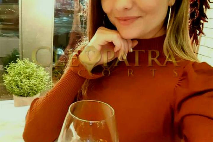 Isabella, 31, a red grey-eyed slavic companion based in Damme. Offering Erotic Massage, OWO, Striptease, Party Girl. Available for incall and outcall, overni...