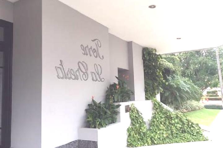 Isabella, 31 — Escort in La Cresta, Panama