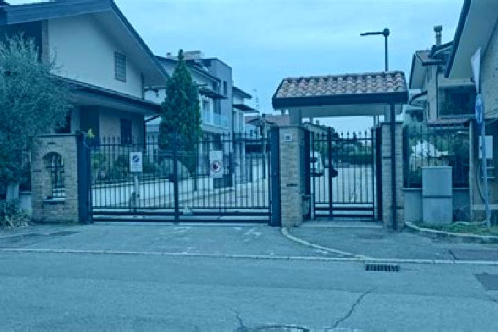 Isabella, 31 — Escort in Mantignano-Ugnano, Italy