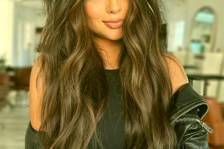 Isabella, 32, a brunette dark-eyed caribbean companion based in Nolay. Offering GFE, Party Girl, Massage. Available for incall and outcall, day and evening d...