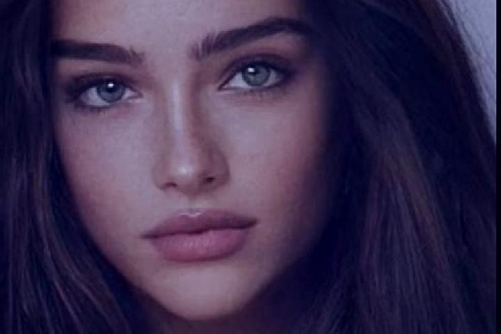 Isabella, 32, a chestnut grey-eyed caucasian companion based in Kirchdorf am Inn. Offering Striptease, Duos. Available for incall and outcall, day and evenin...