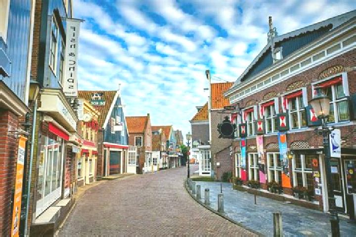 Isabella, 32 — Escort in Dongen, Netherlands