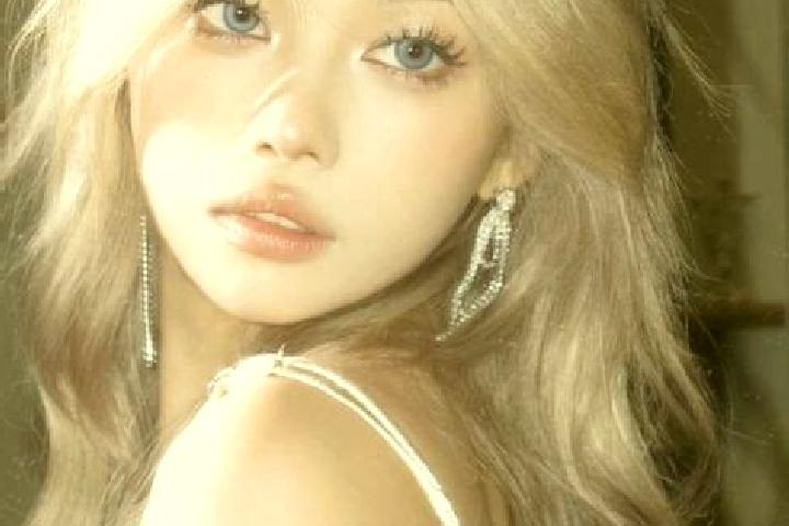 Isabella, 33, a blonde dark-eyed asian companion based in Sherghati. Offering 69, Dinner Date, Massage, BDSM. Available for incall and outcall, day and eveni...