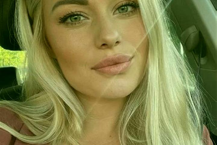 Isabella, 33, a blonde hazel-eyed mediterranean companion based in Rotterode. Offering GFE, Massage, Dinner Date, Erotic Massage. Available for incall and ou...