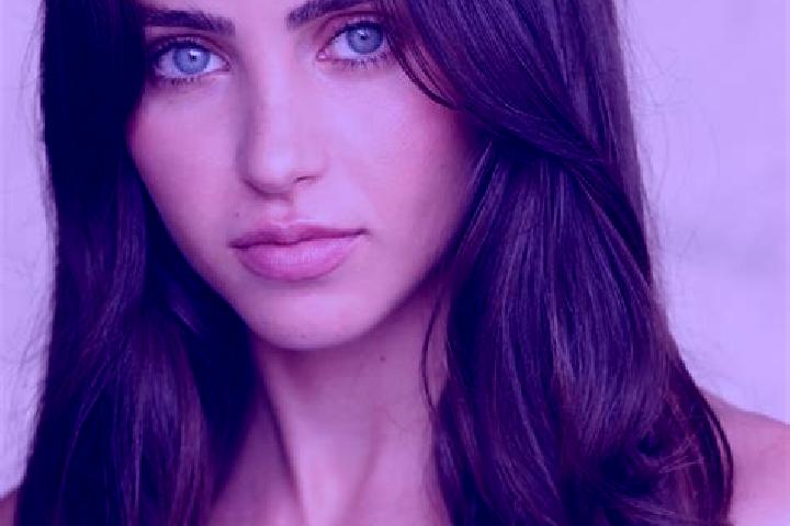 Isabella, 33, a brunette brown-eyed indian companion based in Sungai Salak. Offering GFE, Girlfriend Experience, Fetish, Striptease. Available for incall and...