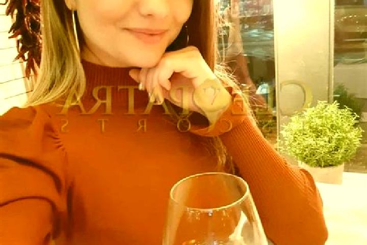 Isabella, 33, a chestnut amber-eyed slavic companion based in Zorlentu Mare. Offering Tantra, Dinner Date, OWO, Fetish, Striptease. Available for incall and ...