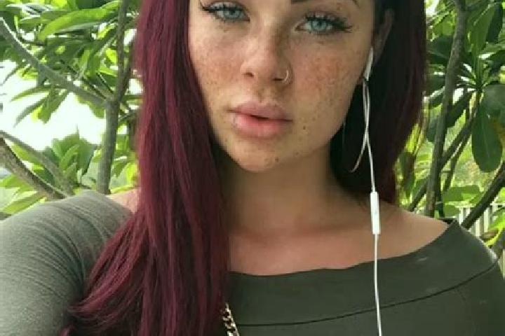 Isabella, 33, a red green-eyed caribbean companion based in Stare Sedliste. Offering Roleplay, A-Level, Couples. Available for incall and outcall, day and ev...