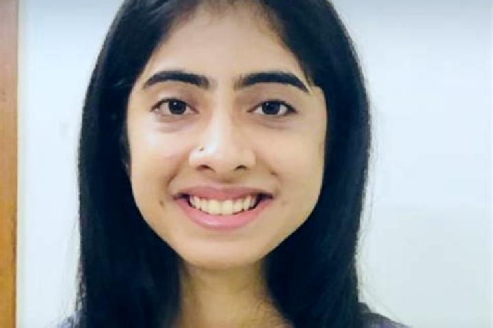 Isabella, 33 — Escort in Bakarwala, India