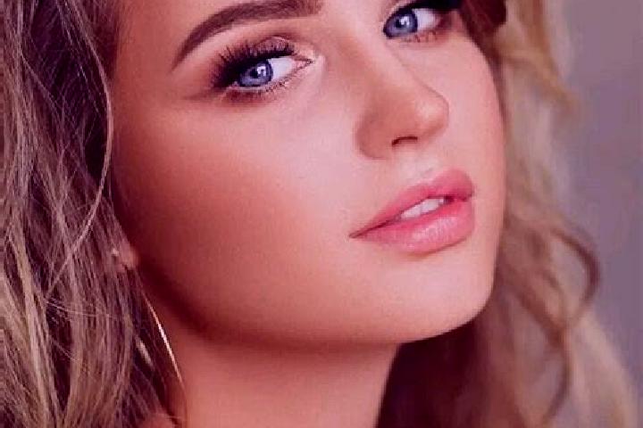 Isabella, 34, a dark blonde blue-eyed middle eastern companion based in Biandu. Offering Travel Companion, A-Level, Tantra. Available for incall and outcall,...