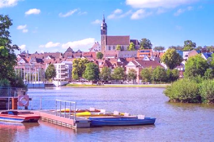 Isabella, 34 — Escort in Boeblingen, Germany