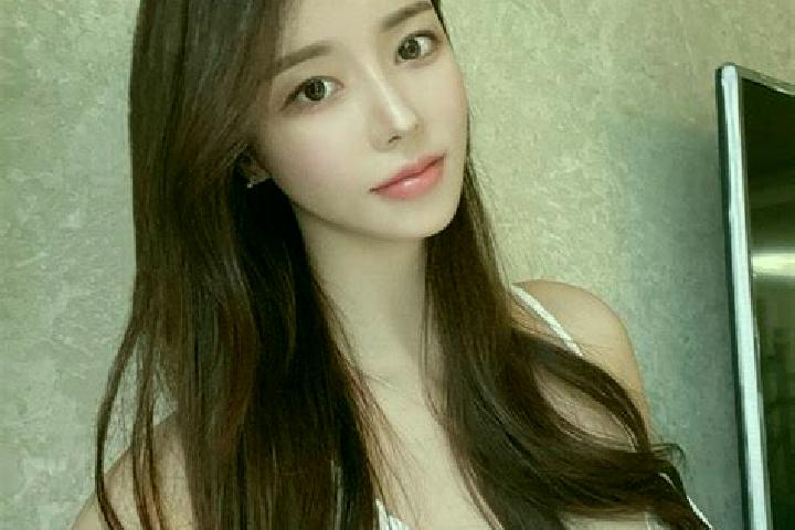 Isabella, 34 — Escort in Houye, China