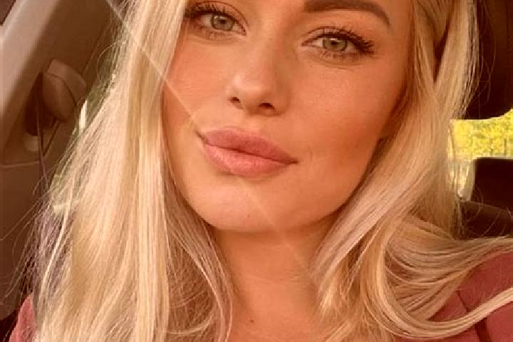 Isabella, 35, a blonde hazel-eyed caribbean companion based in Attippatti. Offering Striptease, Tantra, Duos. Available for incall and outcall, overnight boo...