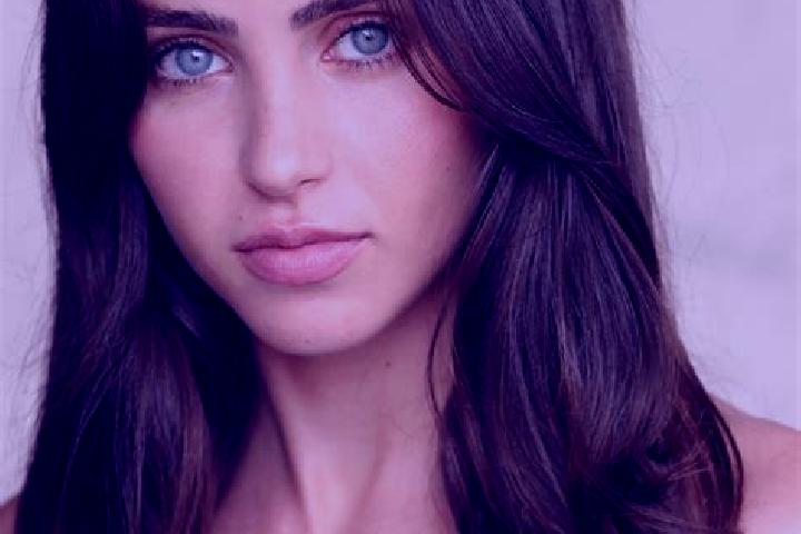 Isabella, 35, a brunette green-eyed caribbean companion based in Busby. Offering A-Level, Party Girl, Striptease. Available for incall and outcall, day and e...