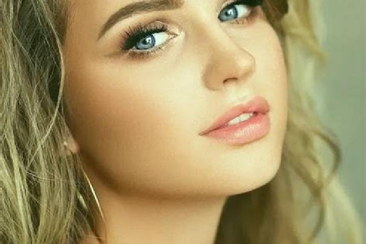 Isabella, 35, a dark blonde blue-eyed asian companion based in Tazehabad-e Chaf. Offering Prostate Massage, Erotic Massage, OWO. Available for incall and out...
