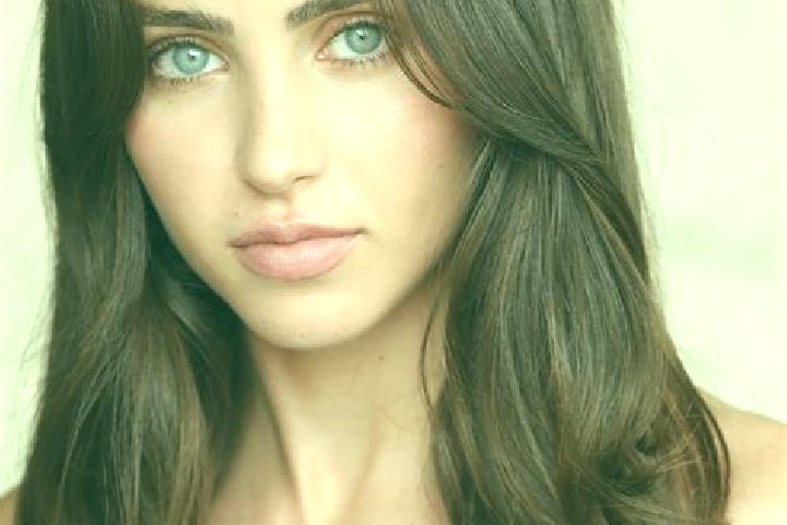Isabella, 35, a red brown-eyed latina companion based in Nhamayabue. Offering OWO, Roleplay, Striptease, BDSM, Party Girl. Available for incall and outcall, ...