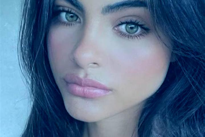 Isabella, 36, a brunette brown-eyed european companion based in Valcau de Sus. Offering Fetish, Domination, Overnight. Available for incall and outcall, over...